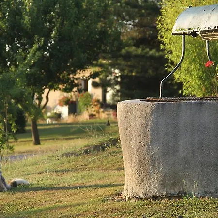 D'hotes Hameau De Lalanne Bed & Breakfast 3*