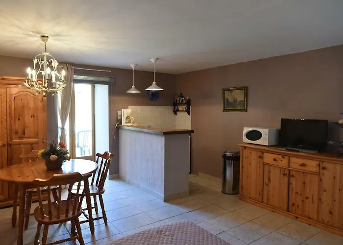 D'hotes Hameau De Lalanne Bed and breakfast